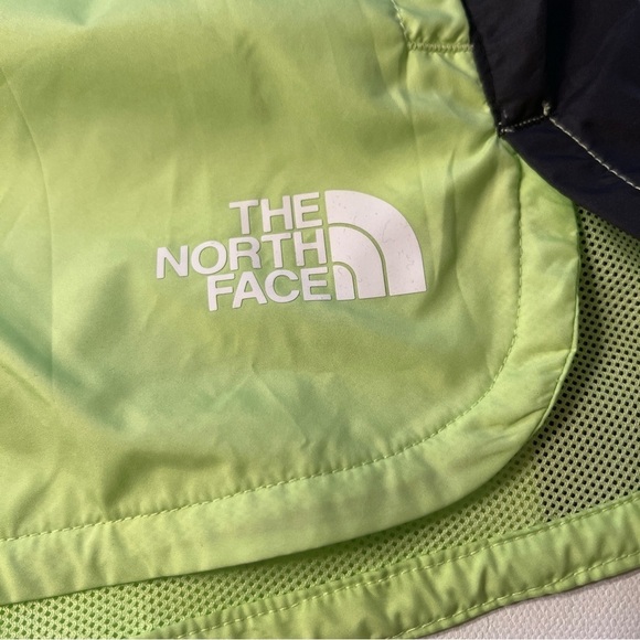 NWT The North Face Shorts Women's XL Hydrenaline Windwall 🔥🔥 (V) - Picture 2 of 8